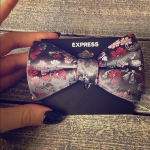 Brand new express bow tie !